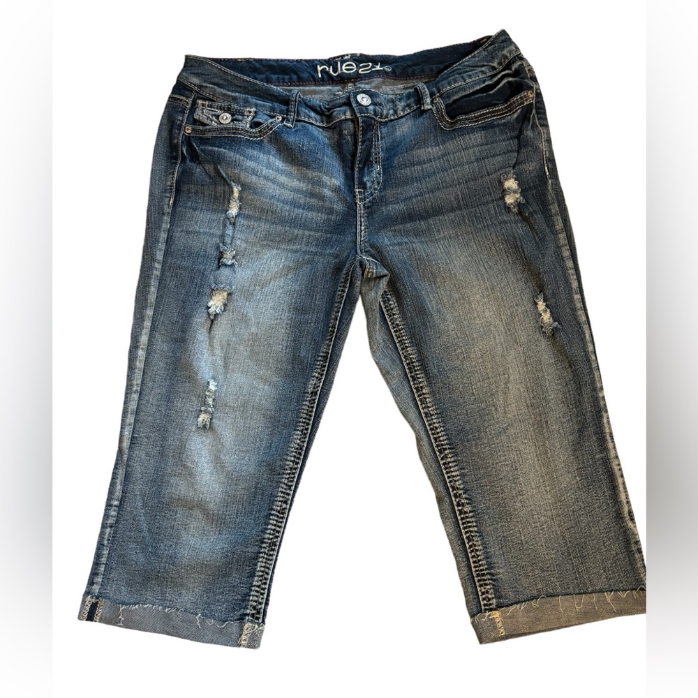 Rue‎ 21 Women's Blue Curvy Cropped Distressed Cuffed Stretch Jeans Size 15/16